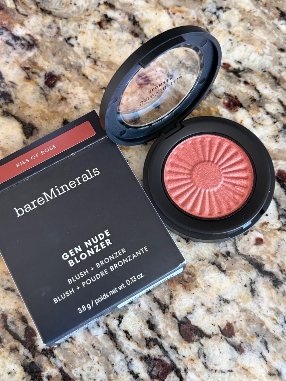 💕💋Bareminerals Kiss of Rose Gen Nude Blonzer